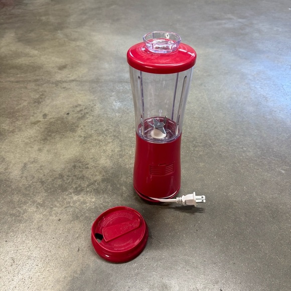 Hamilton Beach 51101R Single Serve Blender Red Personal Smoothie Shake Mixer - Picture 8 of 8